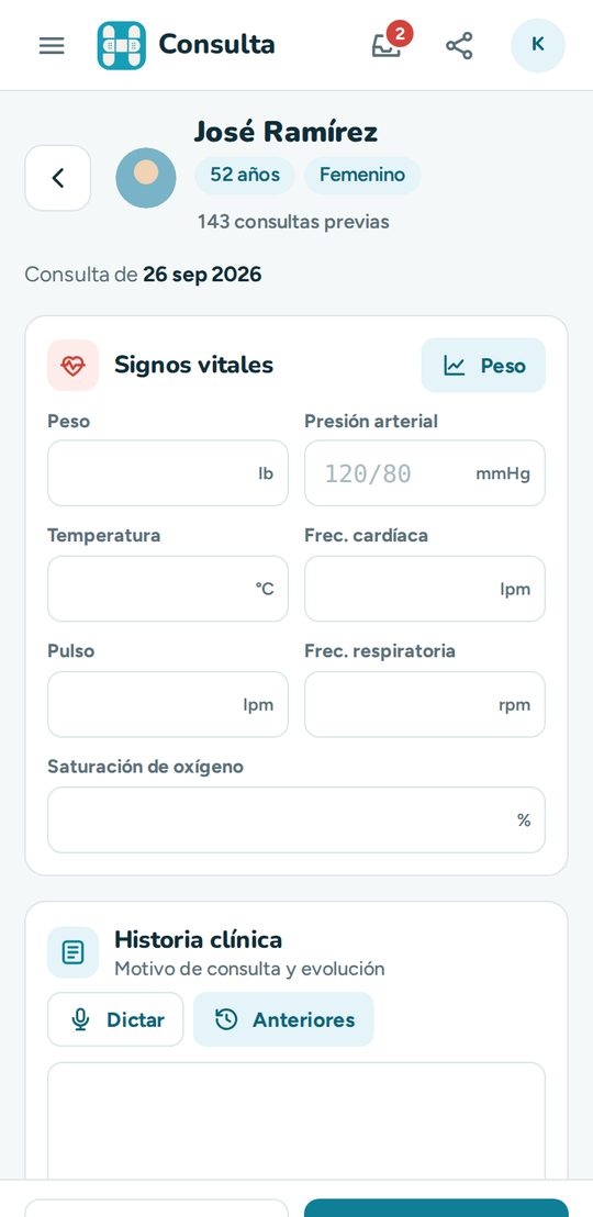 Pantalla de consulta con signos vitales y dictado por voz